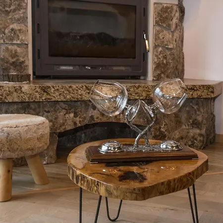 Chateau Erkech * Kozichino